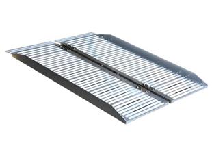 攜帶式輪椅梯(折疊式)YH146